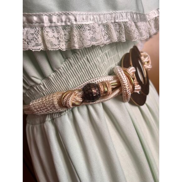 Vintage braided belt with statement metal detail, size S